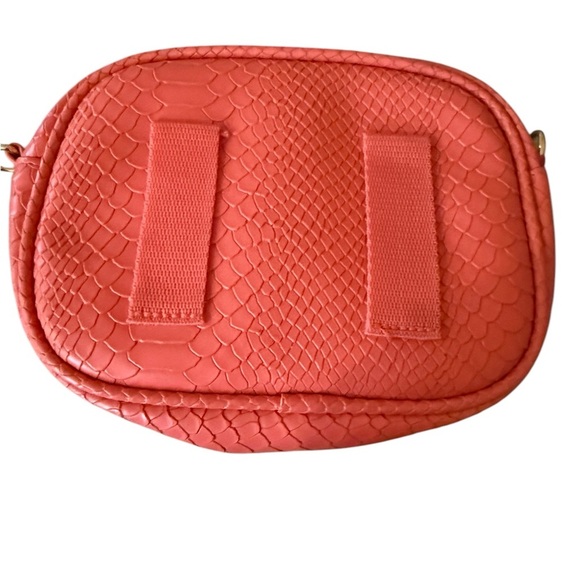 Coral Textured Clutch with Gold Clasp - Picture 3 of 5